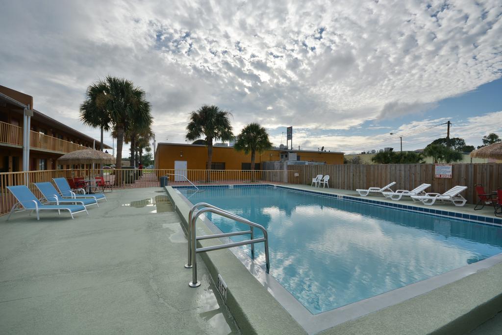 Country Hearth Inn- Kissimmee Exteriér fotografie